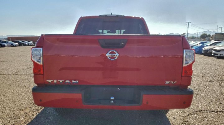 Nissan Titan  2022