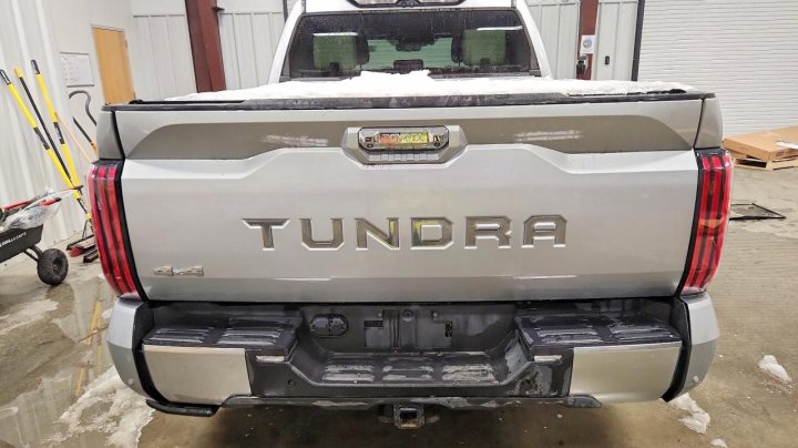 Toyota TUNDRA  2022