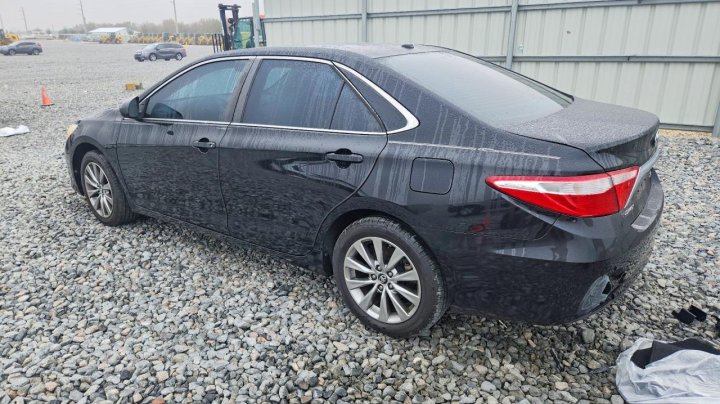 Toyota Camry  2017