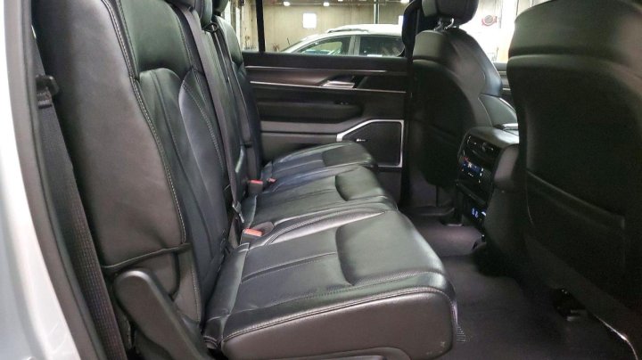 JEEP WAGONEER  2024