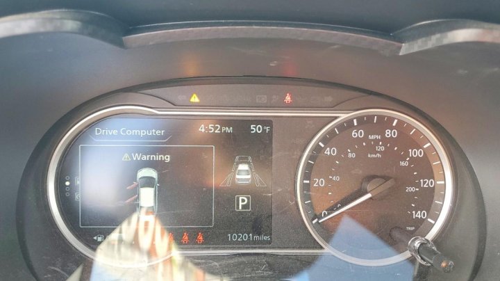 Nissan Versa  2025