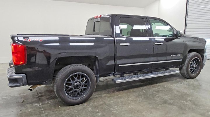 Chevrolet Silverado  2016