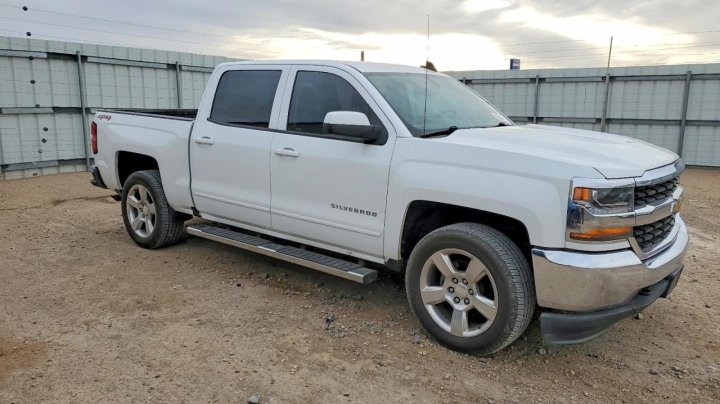Chevrolet Silverado  2018