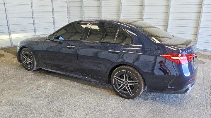 Mercedes-Benz C  2023