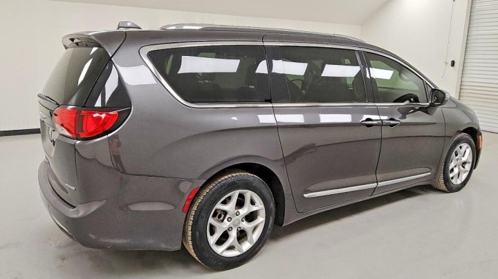 CHRYSLER Pacifica  2020