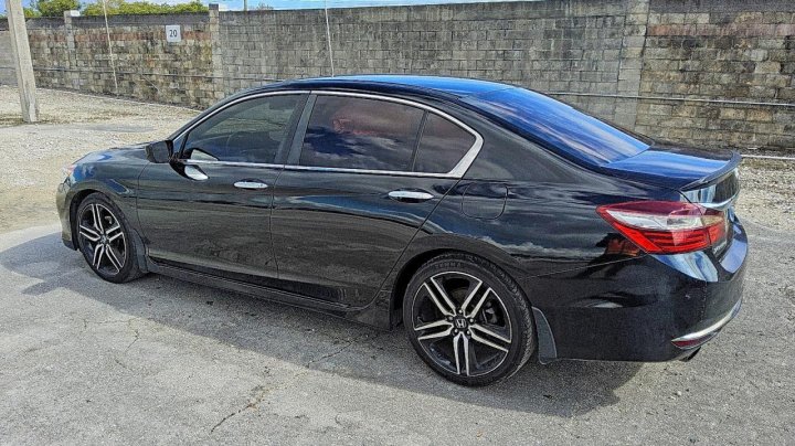 Honda Accord  2017