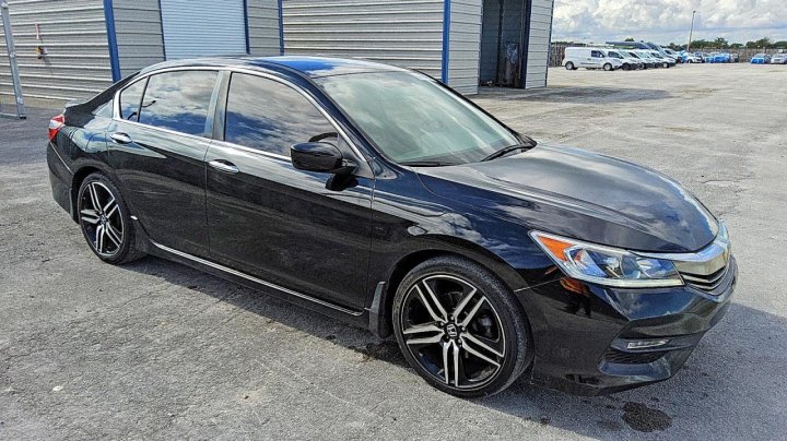 Honda Accord  2017