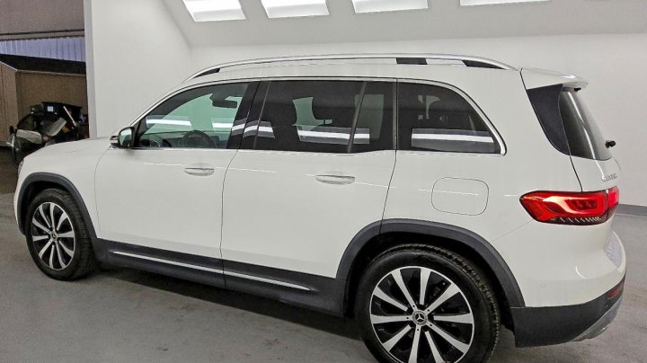 Mercedes-Benz GLB  2020