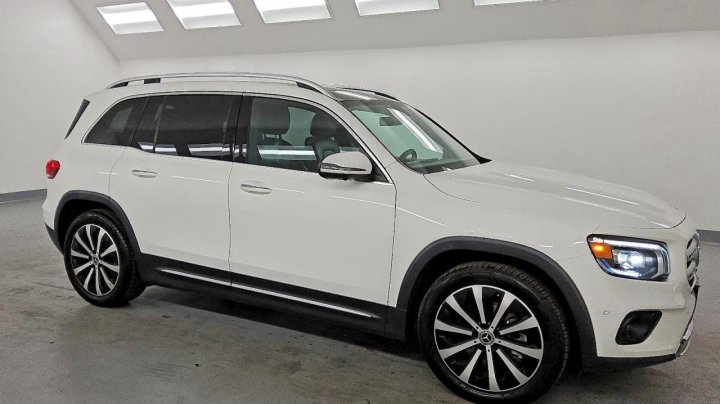 Mercedes-Benz GLB  2020