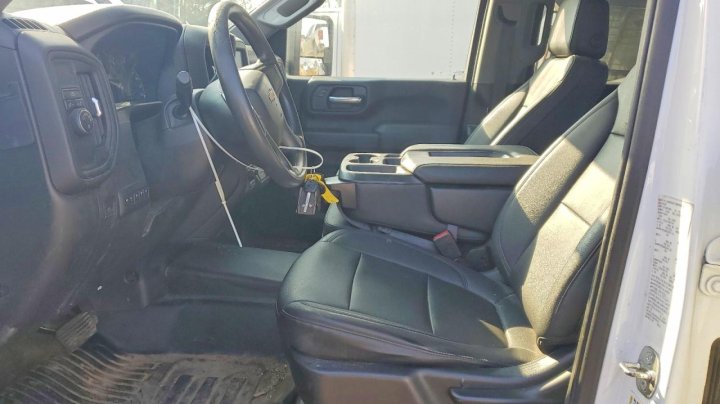 Chevrolet Silverado  2021
