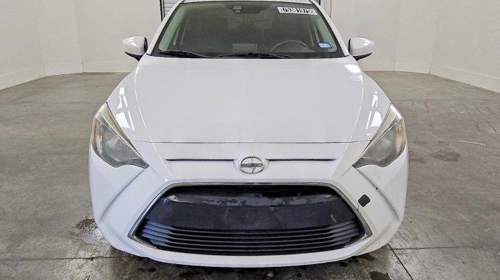 Toyota SCION IA  2016