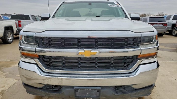 Chevrolet Silverado  2017