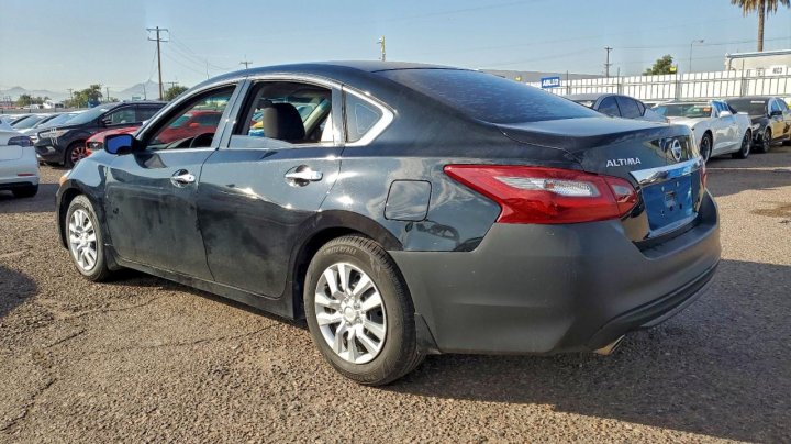 Nissan Altima  2018