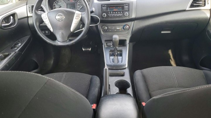 Nissan Sentra  2017