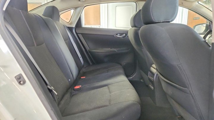 Nissan Sentra  2017
