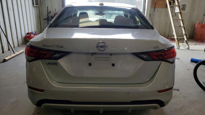 Nissan Sentra  2023