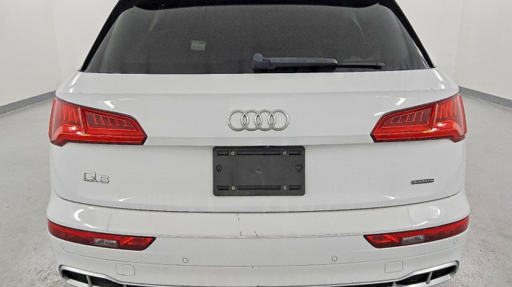 Audi Q5 E  2020