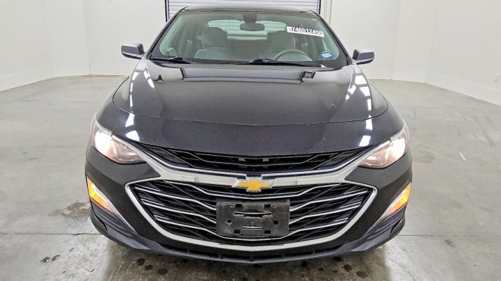 Chevrolet Malibu  2020