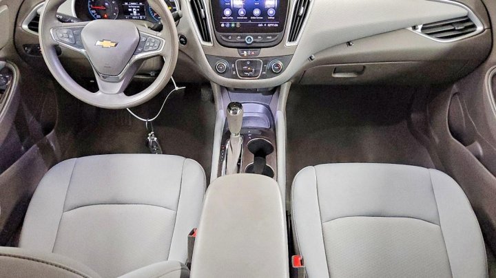 Chevrolet Malibu  2020
