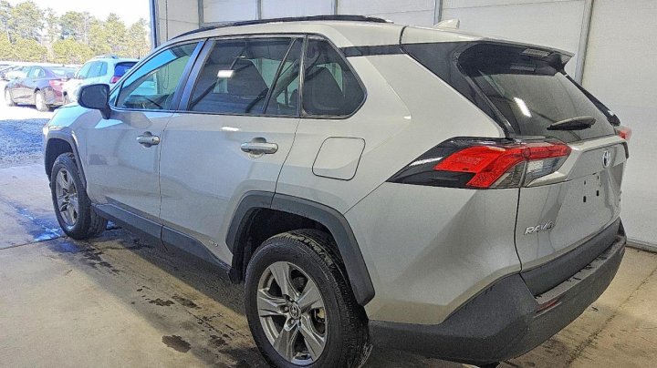 Toyota RAV4  2022