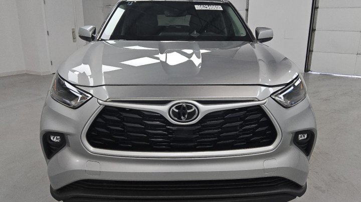 Toyota Highlander  2022