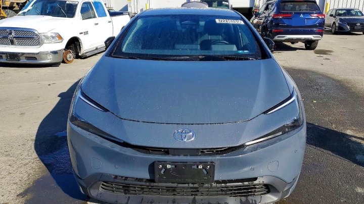 Toyota Prius  2024