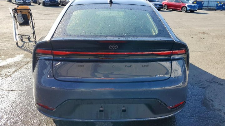 Toyota Prius  2024
