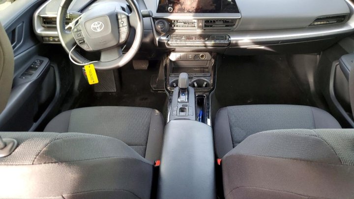 Toyota Prius  2024