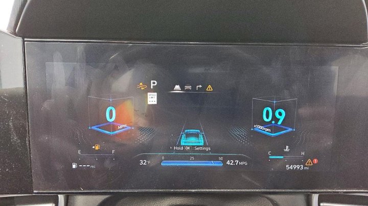 Hyundai Elantra  2025