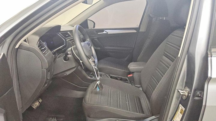 Volkswagen Tiguan  2023
