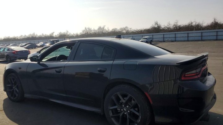 Dodge Charger  2021