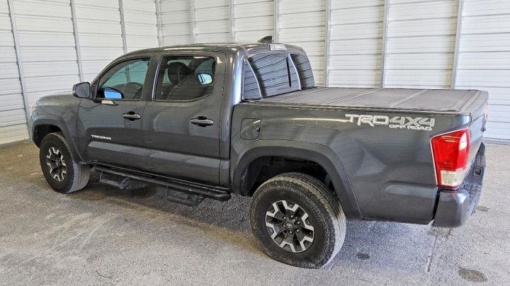 Toyota TACOMA  2023