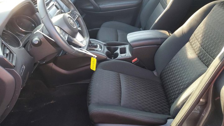 Nissan ROGUE  2020