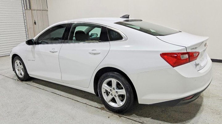 Chevrolet Malibu  2023