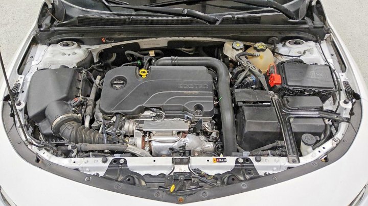 Chevrolet Malibu  2023