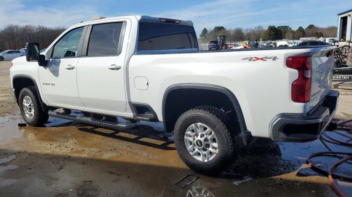 Chevrolet Silverado  2022