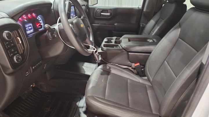 Chevrolet Silverado  2023