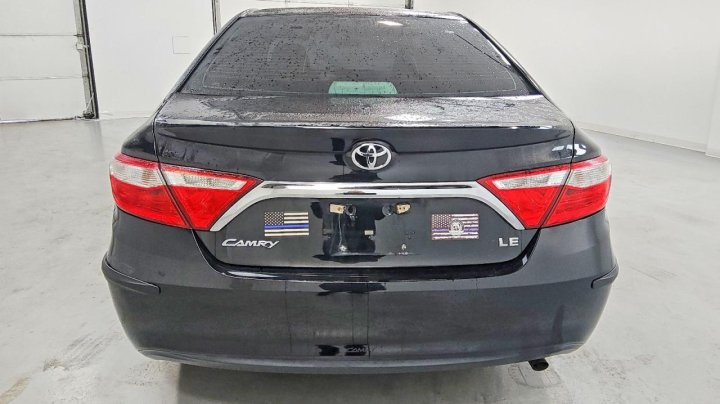 Toyota Camry  2017