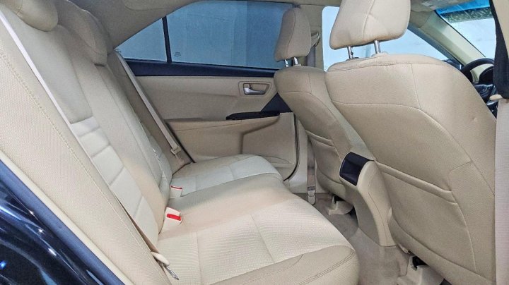 Toyota Camry  2017