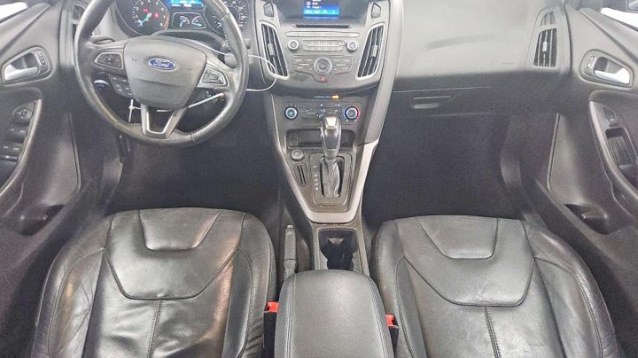 Ford Focus  2016