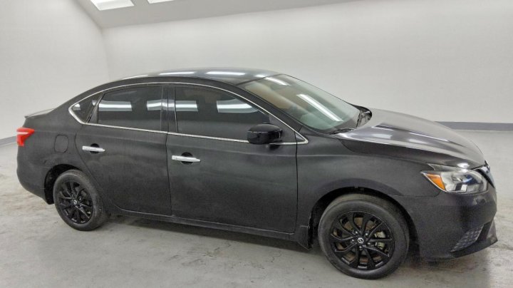 Nissan Sentra  2018