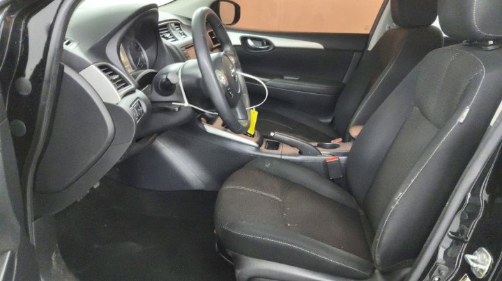 Nissan Sentra  2018