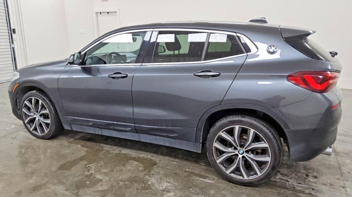 BMW X2  2022