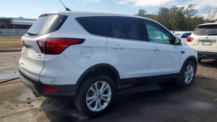 Ford Escape  2019