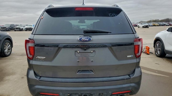 Ford Explorer  2018