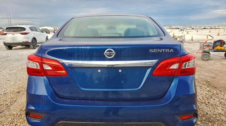 Nissan Sentra  2019