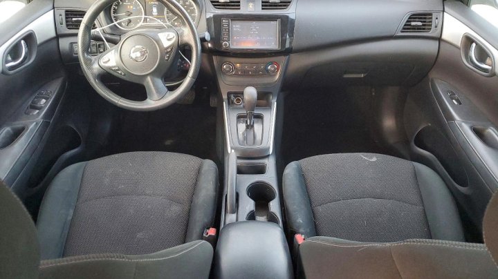 Nissan Sentra  2019