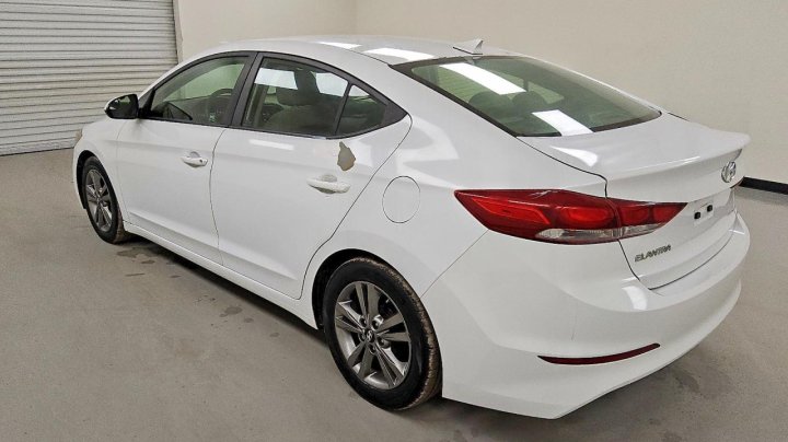 Hyundai Elantra  2017