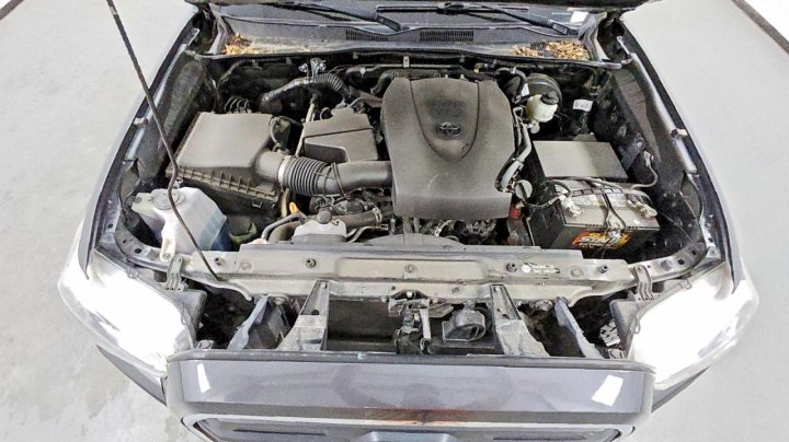 Toyota TACOMA  2019