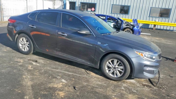 KIA Optima  2016